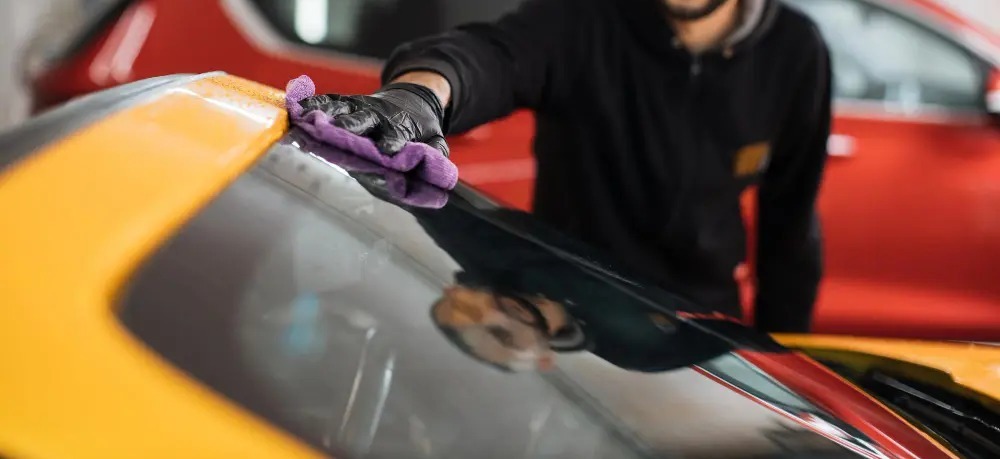 Dicas para Manutenção e Limpeza de Películas de Proteção Solar